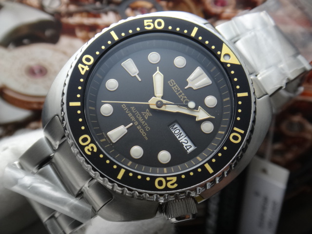 Hands-on The Classic Seiko Prospex Turtle Diver Replica Watch