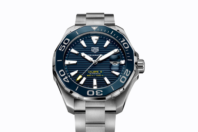 Hands-on With The Replica TAG Heuer Aquaracer 300M Calibre 5 Ceramic Watch